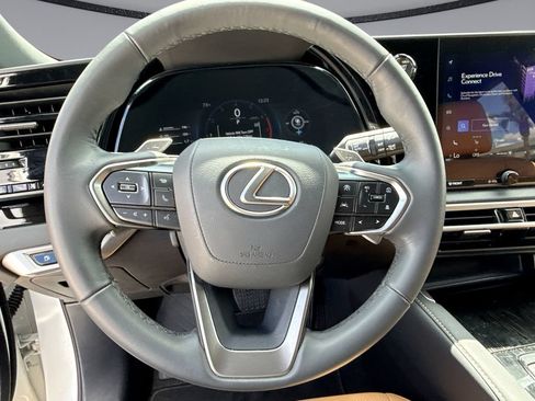Used 2025 Lexus RX 350 FWD w/ Technology Package image 21
