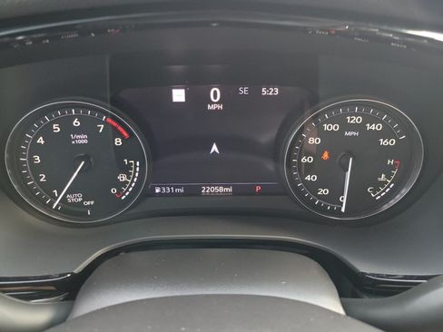 Used 2025 Cadillac XT6 Premium Luxury w/ Technology Package FWD image 11