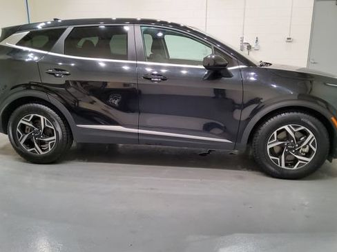 Used 2024 Kia Sportage LX FWD image 8