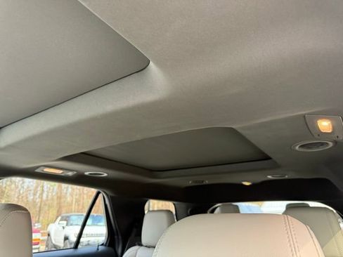 Used 2014 Ford Explorer Limited w/ Equipment Group 302A AWD/4WD image 23