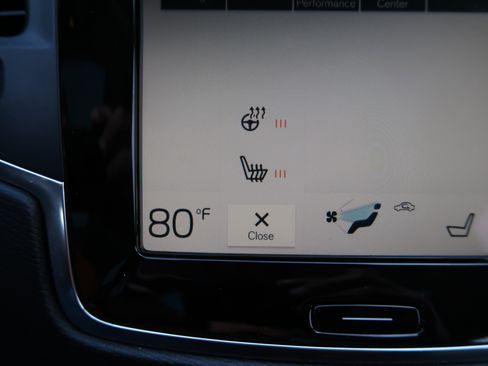 Used 2020 Volvo XC90 T5 Momentum image 19