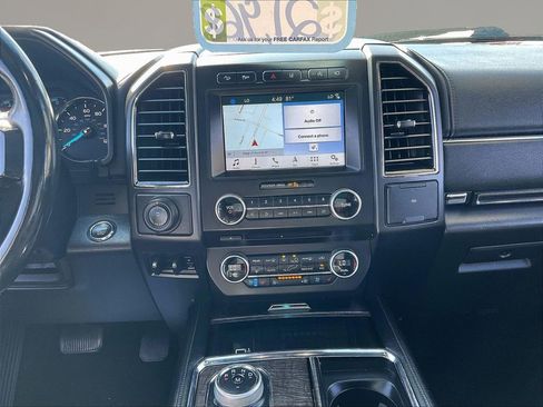 Used 2018 Ford Expedition Limited w/ Equipment Group 302A AWD/4WD image 9