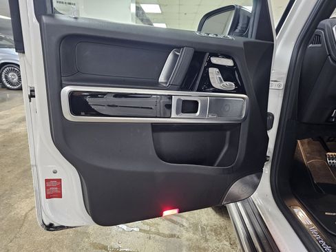 Used 2021 Mercedes-Benz G 550 image 10