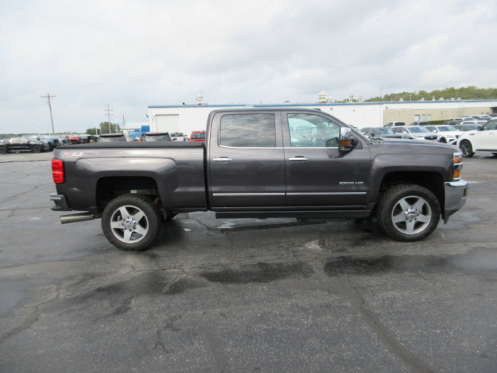 Used 2016 Chevrolet Silverado 2500 LTZ w/ Duramax Plus Package AWD/4WD image 2