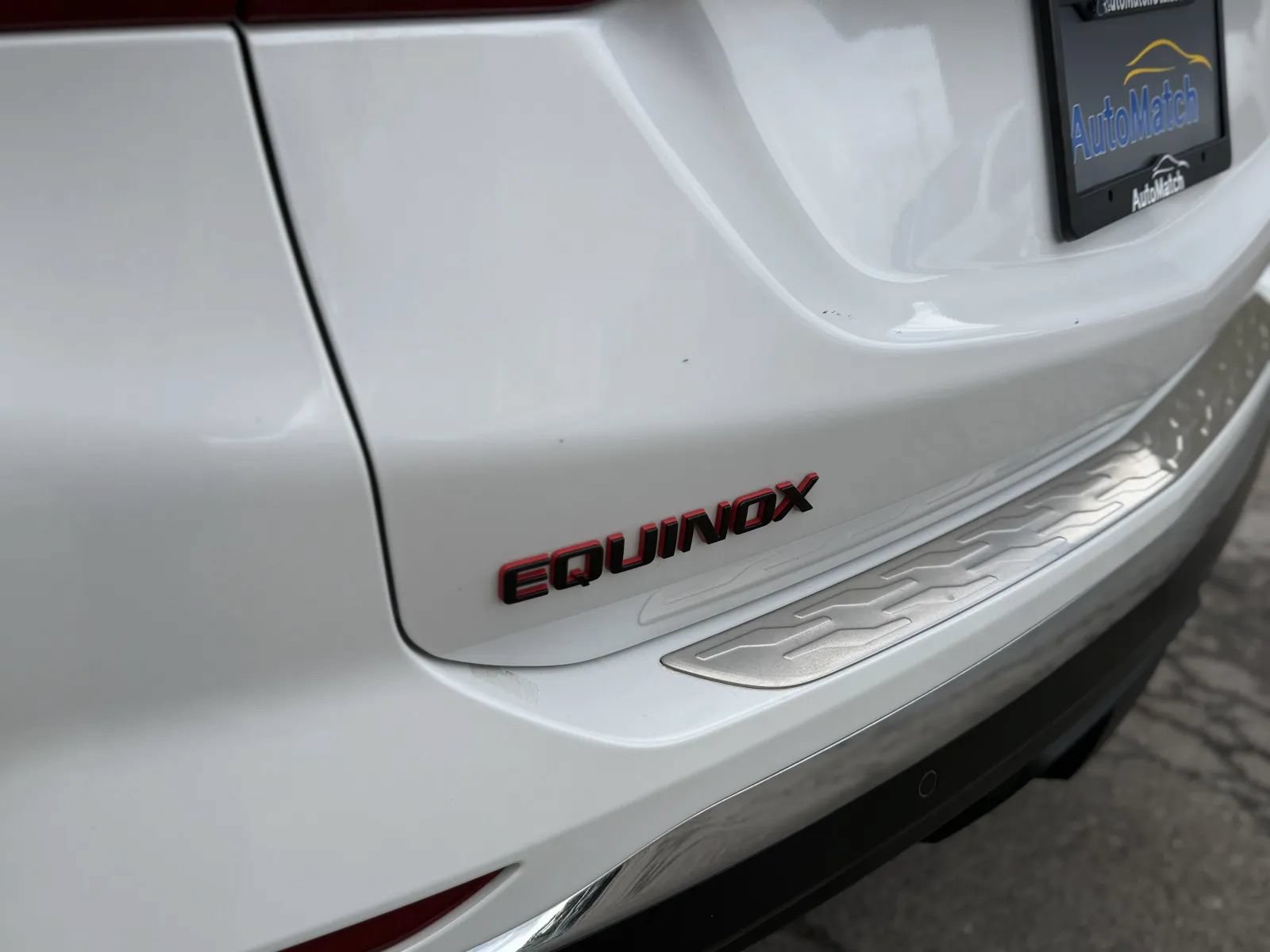 Used 2018 Chevrolet Equinox LT w/ Redline Edition AWD/4WD image 39
