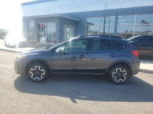 Used 2016 Subaru Crosstrek 2.0i Limited AWD/4WD image 2