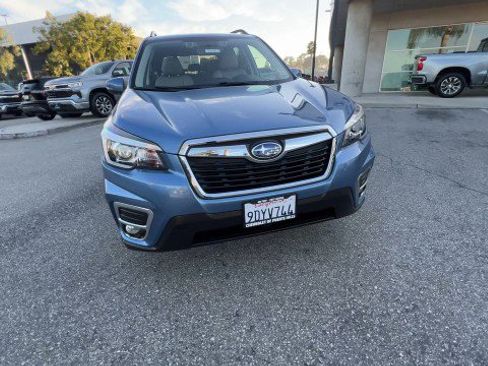 Used 2020 Subaru Forester Limited w/ Popular Package #3 image 3