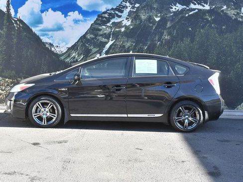 Used 2012 Toyota Prius Four image 7