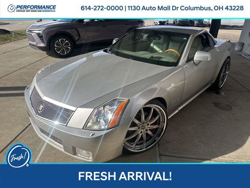 Used 2005 Cadillac XLR image 8