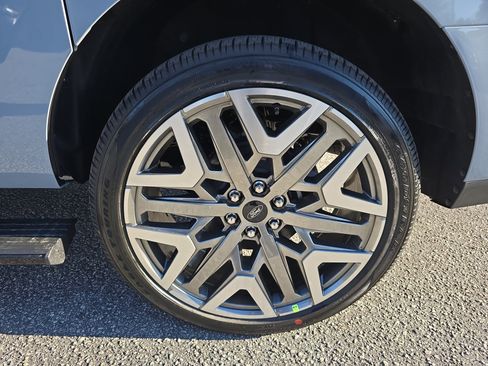 New 2026 Ford Expedition Max Platinum w/ Platinum Ultimate Package image 36