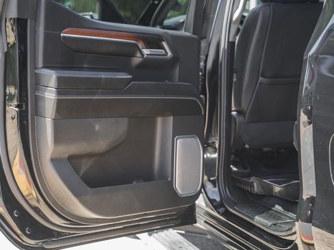 Used 2024 GMC Sierra 1500 Denali AWD/4WD image 47