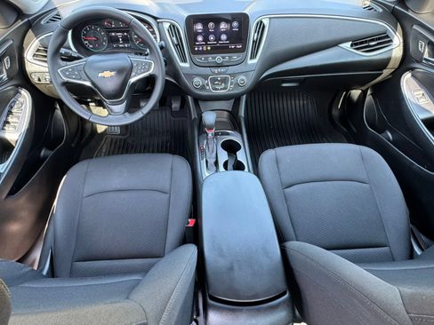 Used 2021 Chevrolet Malibu RS FWD image 24