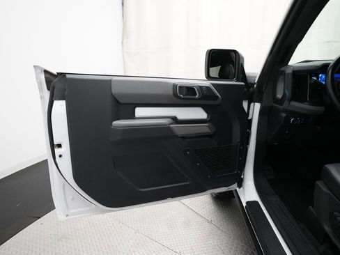 Used 2022 Ford Bronco Black Diamond AWD/4WD image 27