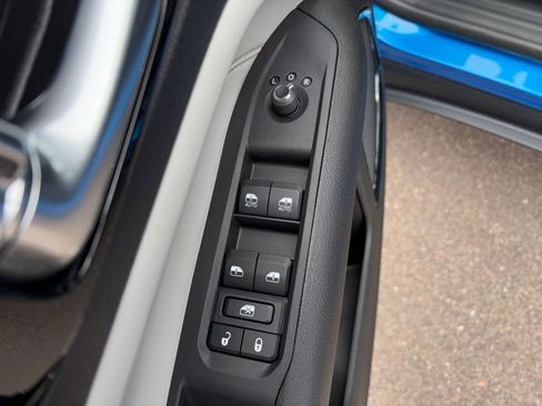 New 2026 Jeep Compass Limited w/ Sun, Sound & Navigation Group image 16