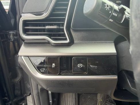 Used 2024 Kia Sportage SX AWD/4WD image 14