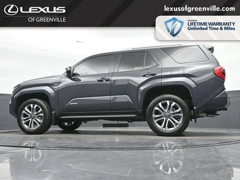 Used 2025 Toyota 4Runner Limited AWD/4WD image 36