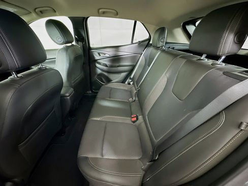 Used 2025 Buick Encore GX Preferred FWD image 27