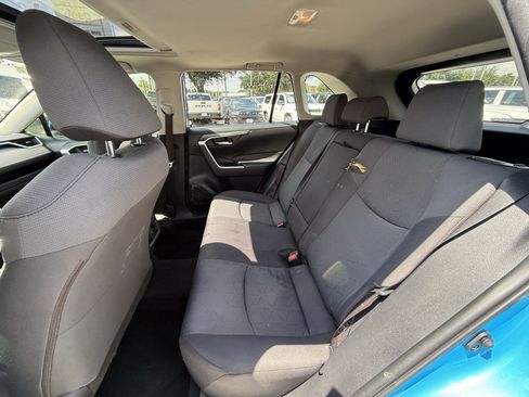 Used 2019 Toyota RAV4 XLE FWD image 30