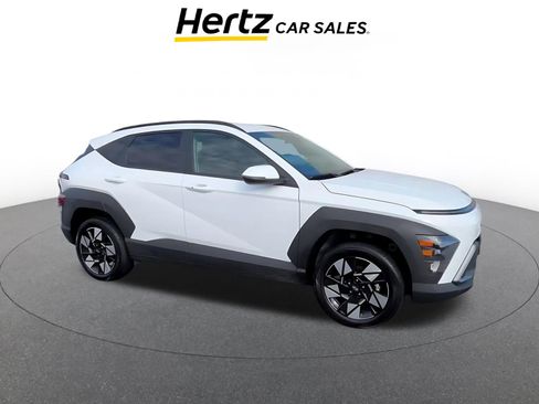 Used 2025 Hyundai Kona SEL image 1