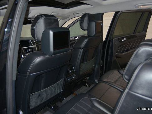 Used 2015 Mercedes-Benz GL 320 4MATIC 4dr GL 350 BlueTEC image 24