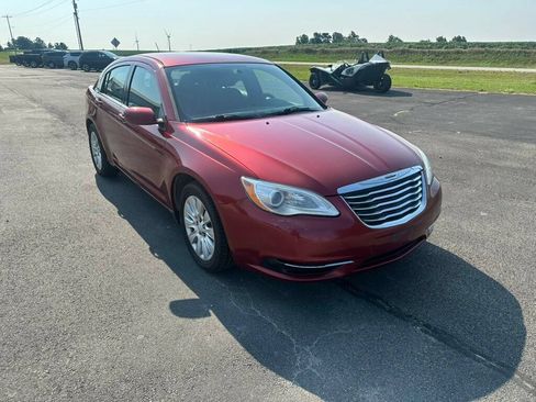 Used 2014 Chrysler 200 LX FWD image 7