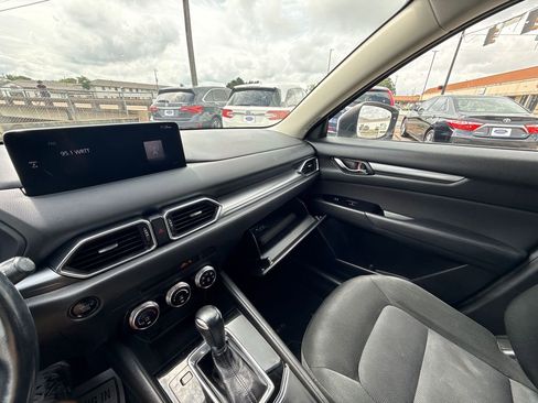 Used 2021 MAZDA CX-5 Sport FWD image 29