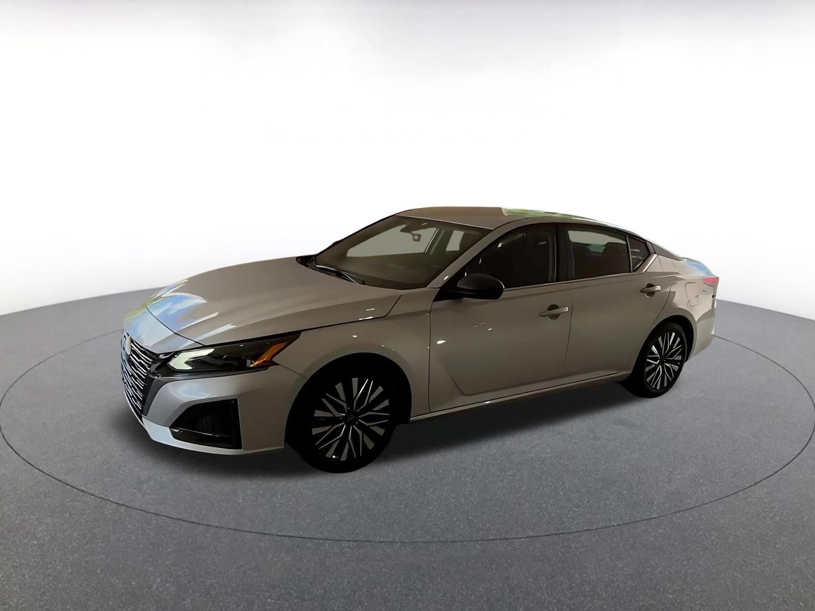 Used 2026 Nissan Altima 2.5 SV FWD image 7