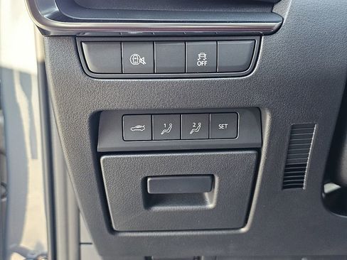 New 2026 MAZDA MAZDA3 Carbon image 24