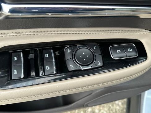 Used 2022 Lincoln Corsair AWD w/ Premium Package image 28