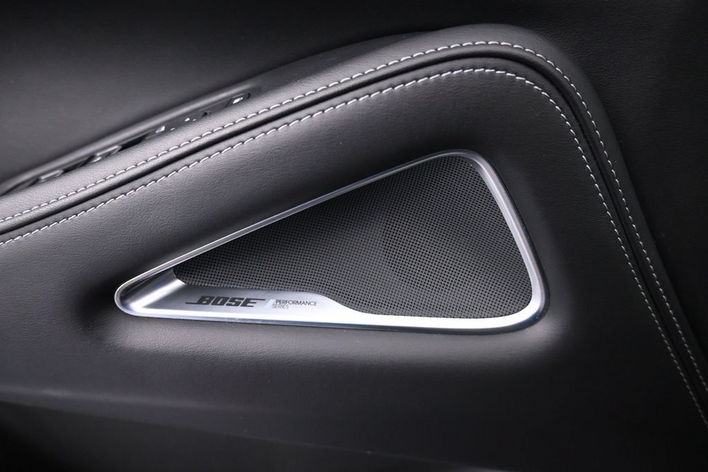 Used 2023 INFINITI QX60 Luxe w/ Performance Audio Package FWD image 12