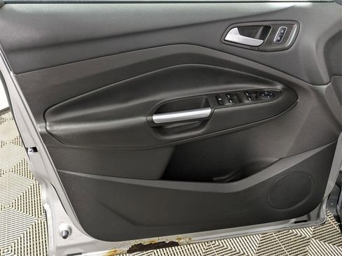 Used 2016 Ford Escape SE image 14