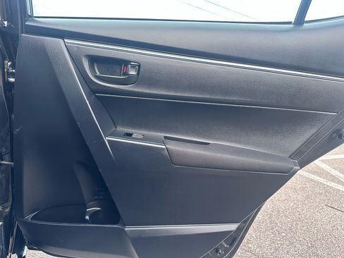 Used 2016 Toyota Corolla L image 21