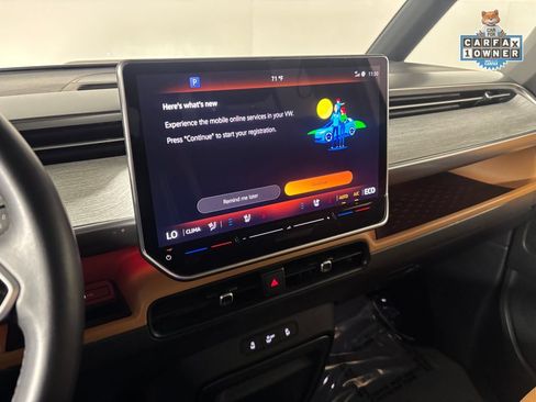 Used 2025 Volkswagen ID. Buzz Pro S Plus RWD image 19