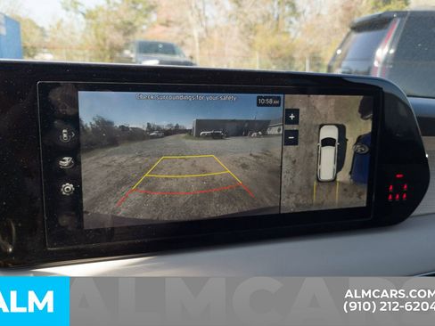 Used 2024 Hyundai Palisade Limited FWD image 10