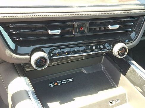 Used 2025 Chevrolet Tahoe Premier w/ Sun And Tow Package image 13