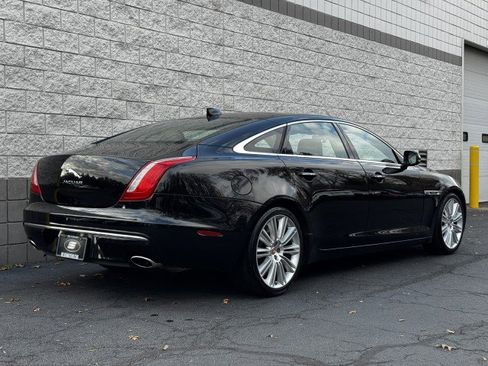 Used 2017 Jaguar XJ L Supercharged image 3