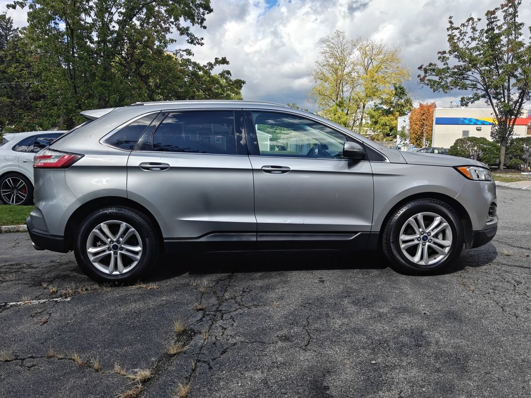 Used 2020 Ford Edge SEL FWD image 2