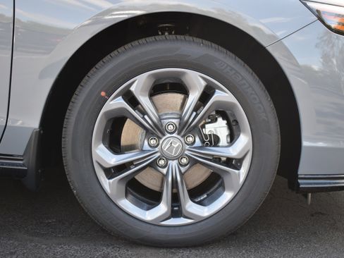 New 2025 Honda Accord EX-L image 10