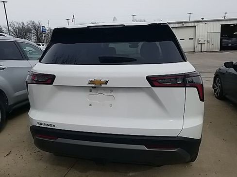 Certified 2025 Chevrolet Equinox LT w/ Convenience Package II image 22