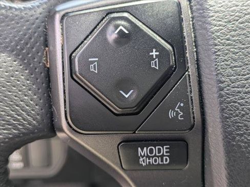 Used 2023 Toyota Tacoma TRD Off-Road AWD/4WD image 13