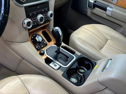 Used 2013 Land Rover LR4 HSE AWD/4WD image 23