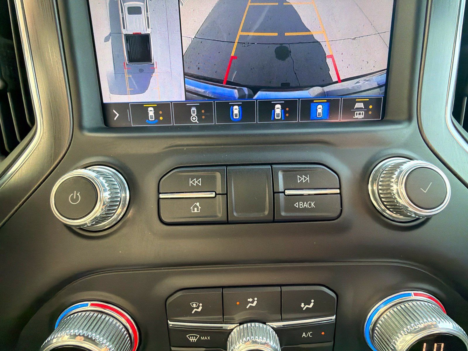 Used 2020 GMC Sierra 1500 AT4 w/ AT4 Premium Package AWD/4WD image 21