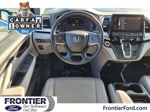 Used 2023 Honda Odyssey EX-L image 13