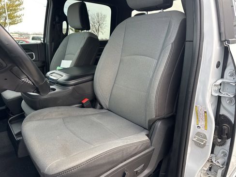 Used 2024 RAM 3500 Big Horn image 64