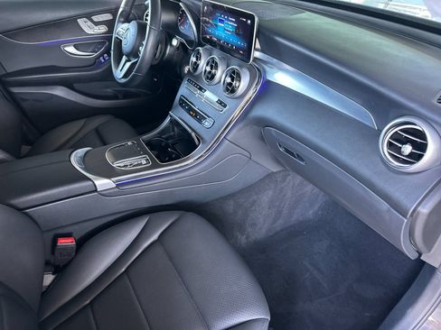 Certified 2022 Mercedes-Benz GLC 300 image 17