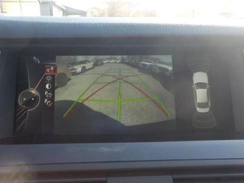 Used 2014 BMW 528i xDrive Sedan image 14