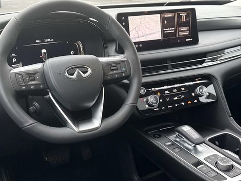 New 2026 INFINITI QX60 Luxe image 2