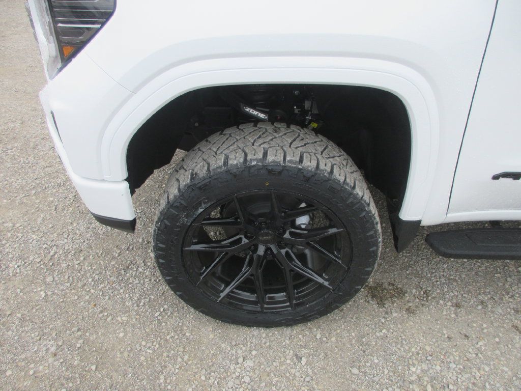 New 2026 GMC Sierra 1500 AT4 w/ AT4 Premium Package AWD/4WD image 14