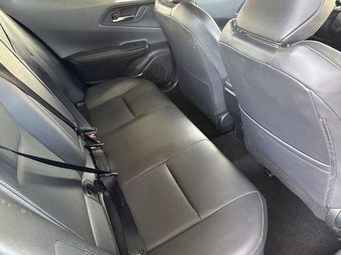 Used 2025 Toyota Prius XLE FWD image 23