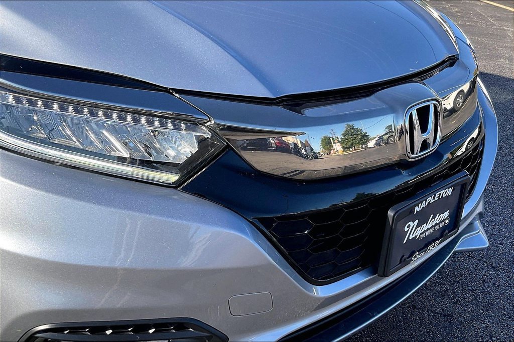 Used 2020 Honda HR-V Touring image 34